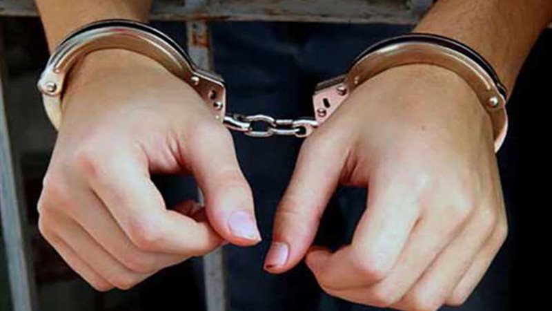 القبض على موظفة ببريد