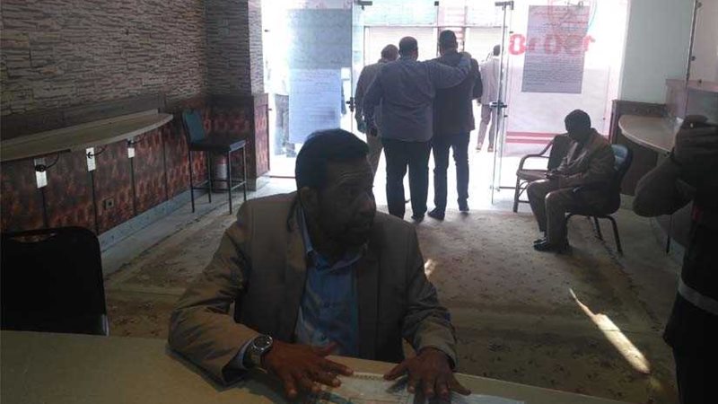 رجب حميدة يتقدم بأوراق