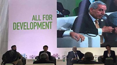 وزير الصناعة للشباب: انتهى زمن انتظار الوظيفة الحكومية