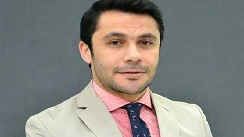 أحمد حسن ينهي الجدل