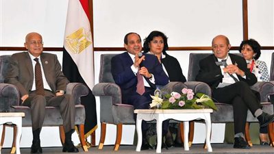 الرئيس يطالب القائمين على نموذج محاكاة مجلس الأمن بعمل وثيقة متكاملة وتسليمها للأمم المتحدة