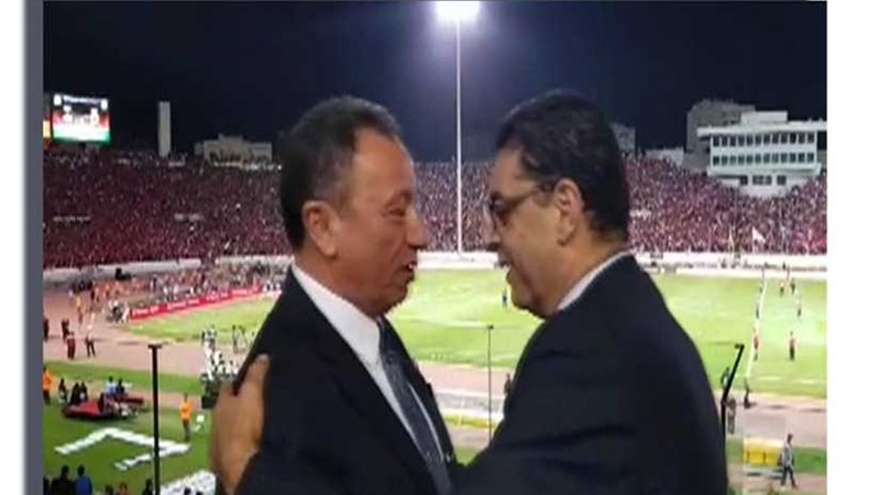 محمود طاهر يرحب بمناظرة