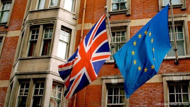 بريطانيا تحدد ساعة