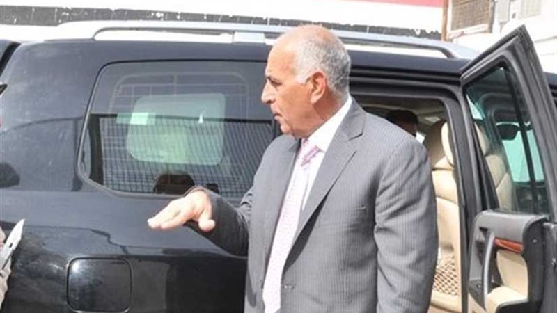 عامل وجواهرجي سرقا