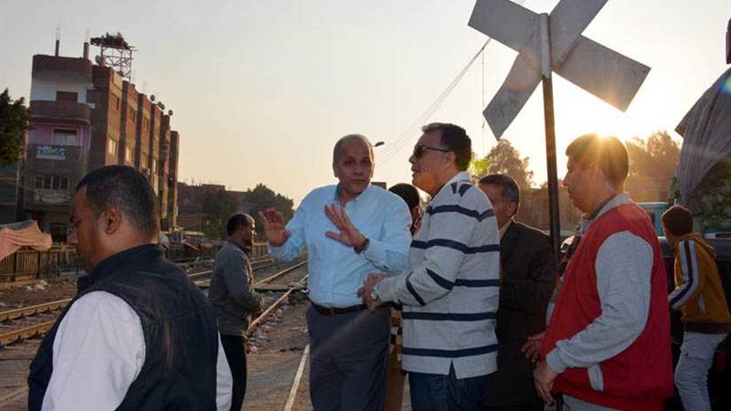 بالصور.. محافظ القليوبية