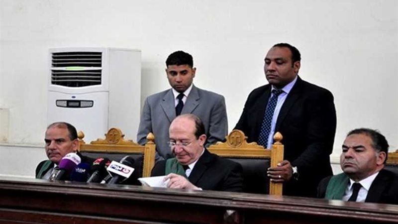 تأجيل إعادة محاكمة