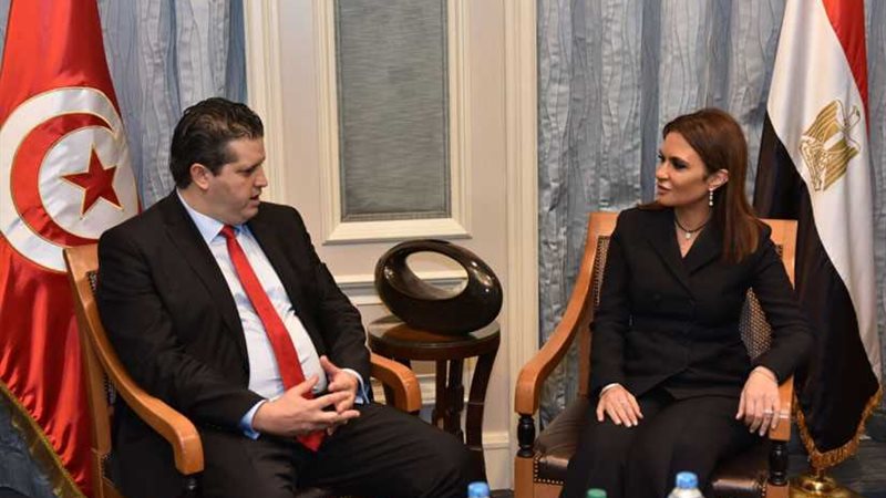 سحر نصر ووزير التجارة