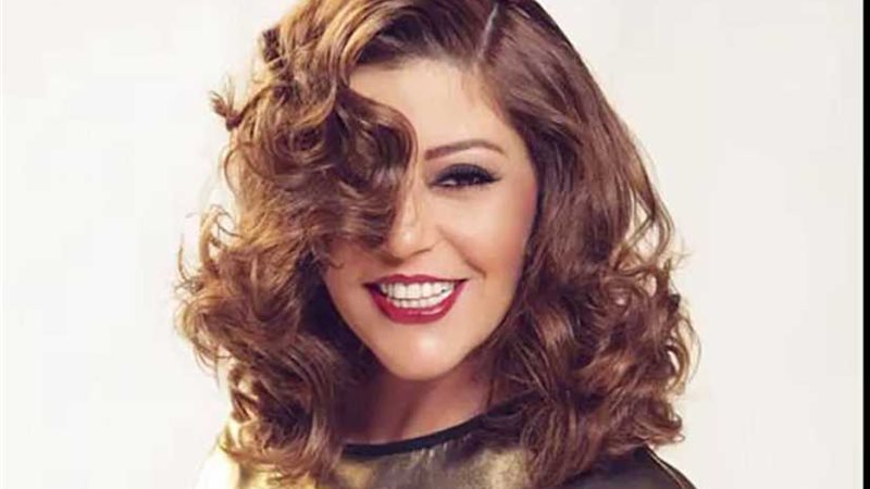 ​سميرة سعيد تهنئ