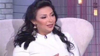 المطربة شاهيناز: أعشق 