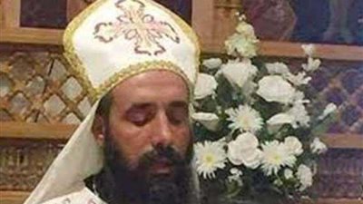 أهالي الكاهن سمعان يحضرون جلسة محاكمة قاتله