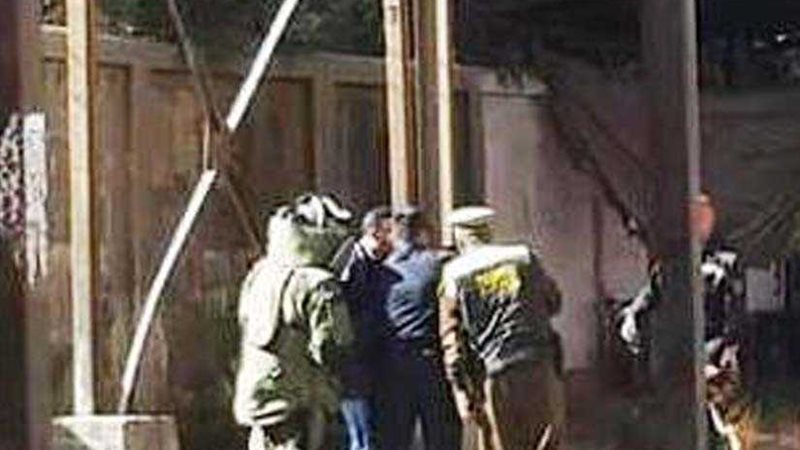 خبراء المفرقعات يفحصون