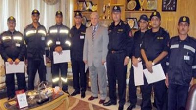 مدير أمن المطار يكرّم رجال الشرطة المتميزين في العمل