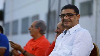 محمود طاهر: سأطبق بند الـ8 سنوات حال نجاحي في انتخابات الأهلي