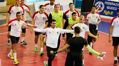 منتخب مصر لناشئي كرة اليد يحرز الميداليات الفضية في البطولة العربية