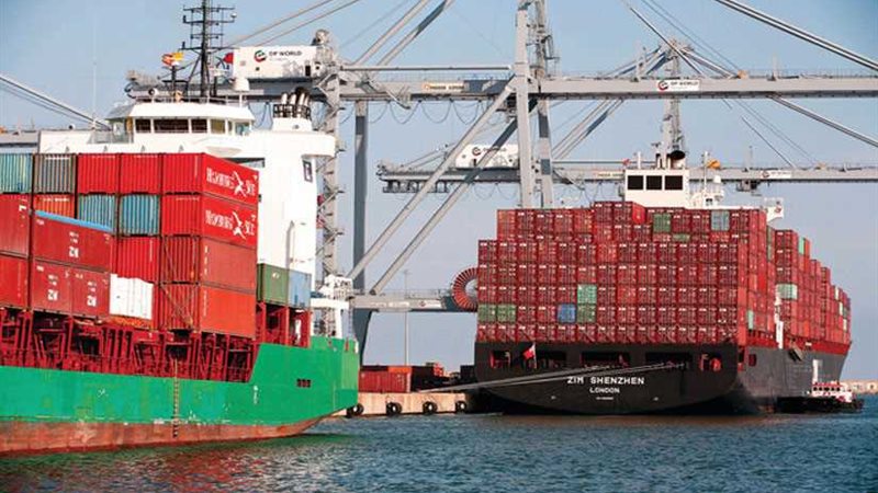 المستشار التجاري