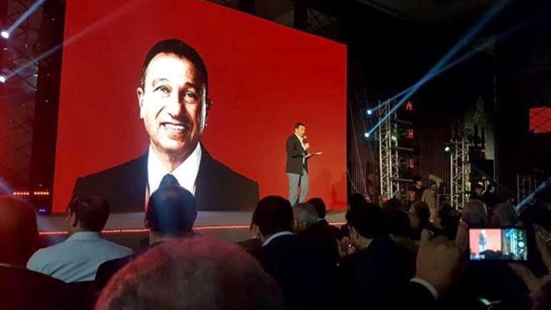 مجمع لملاعب الإسكواش