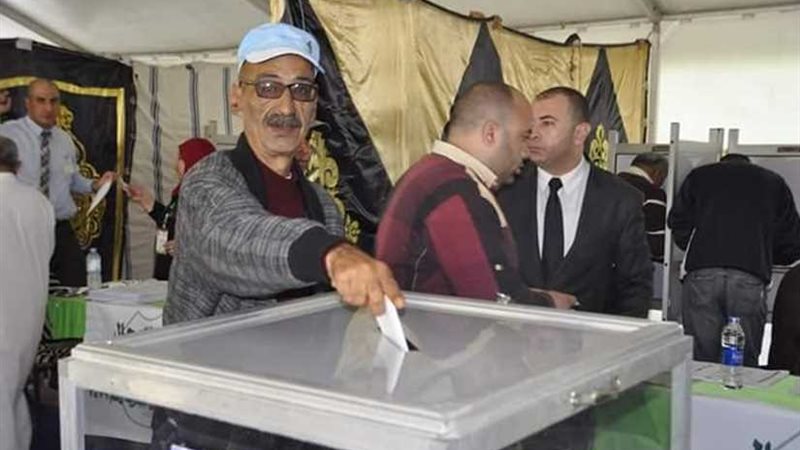 بالصور ..إقبال كبير