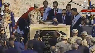 السيسي يضع حجر الأساس للمرحلة الثانية من مشروع 