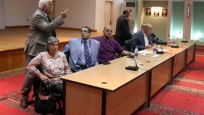 اكتمال النصاب القانوني لـ