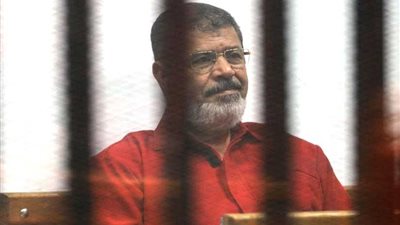 غداً.. إعادة محاكمة مرسي وآخرين بالتخابر مع حماس