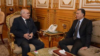 وزير النقل يجتمع مع وزير الدولة للإنتاج الحربي لبحث التعاون في تطوير السكة الحديد
