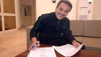 بالصور.. إيهاب فهمي يتعاقد على أول بطولة مع 