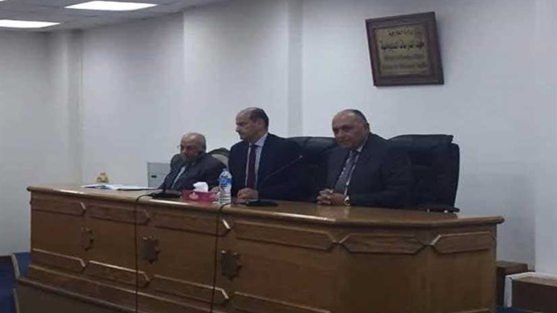 شكري في زيارة مفاجئة