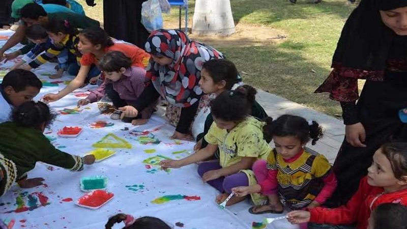 نجوم وقادة يدعمون