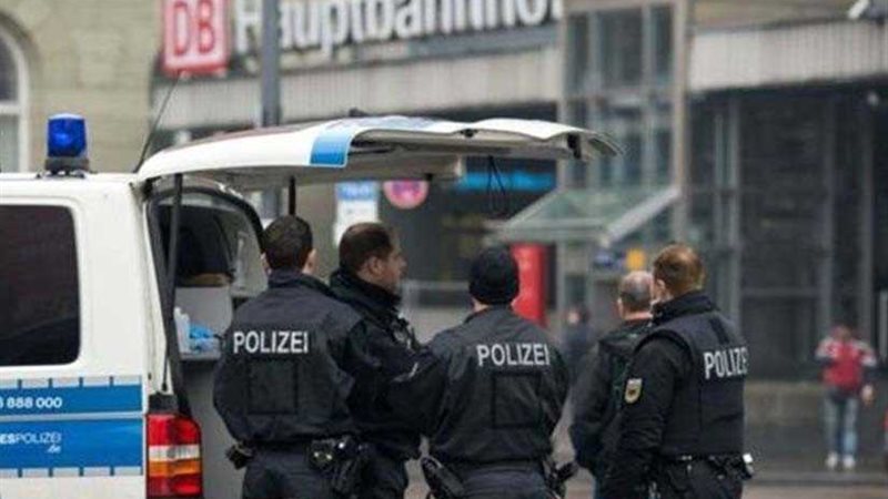 اعتقال 6 سوريين خططوا