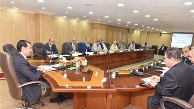 محافظ أسيوط: حملة فحص وعلاج فيروس سي انتهت من 196 قرية بإجمالي 311 ألف مواطن