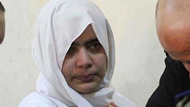 المتهمة بالرشوة الجنسية