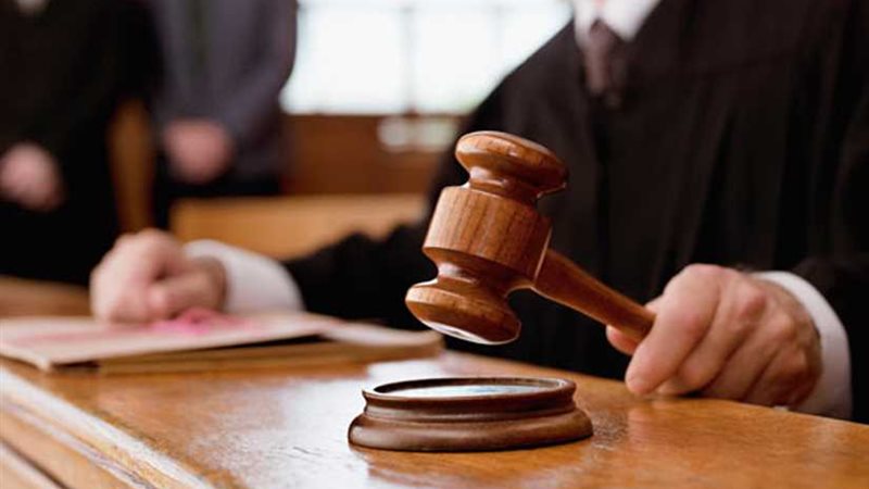 زوج المتهمة بالرشوة