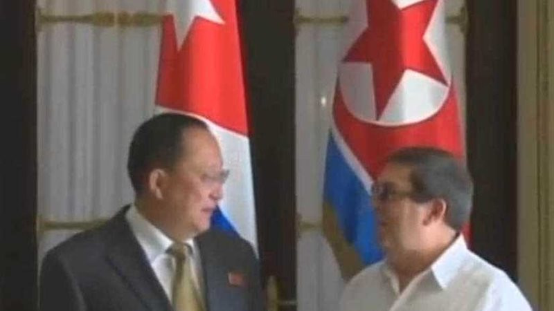 كوبا تنحاز إلى كوريا