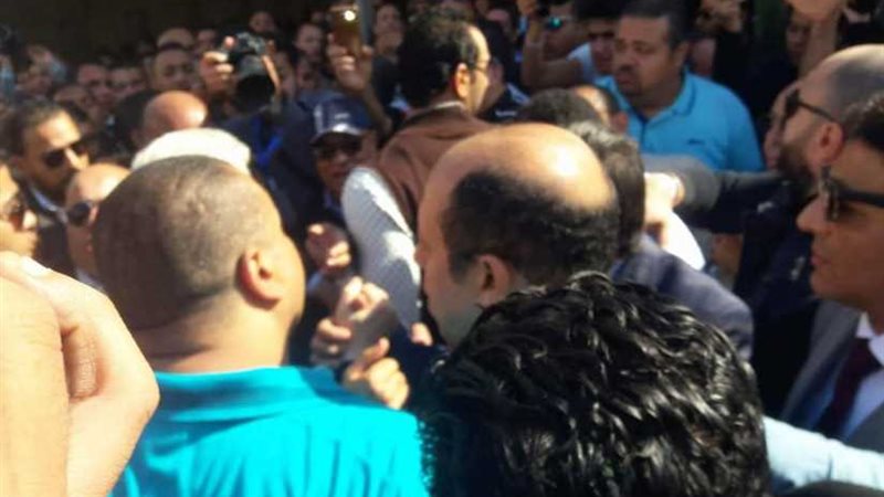 مرتضى يصافح قائمة