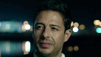 حماقي يلغى حفله الغنائي الليلة بالحديقة الصينية حدادًا على الشهداء