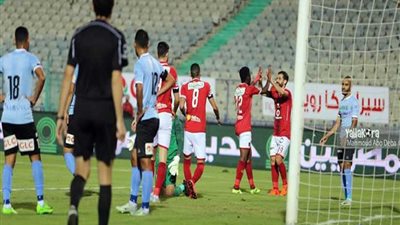 الأهلي يفوز على الداخلية بهدفين نظيفين في الدوري