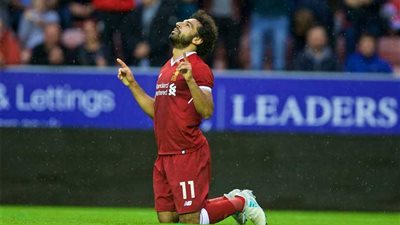 بأخلاقه ومواقفه.. محمد صلاح سفير الإسلام في أوروبا
