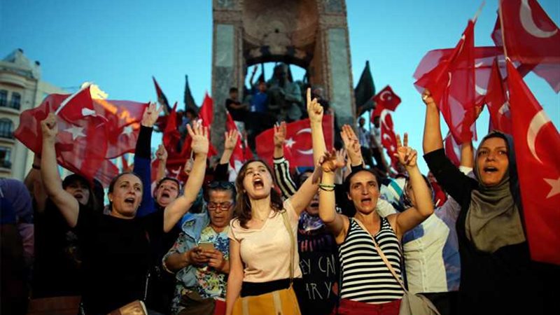 مظاهرات نسائية في