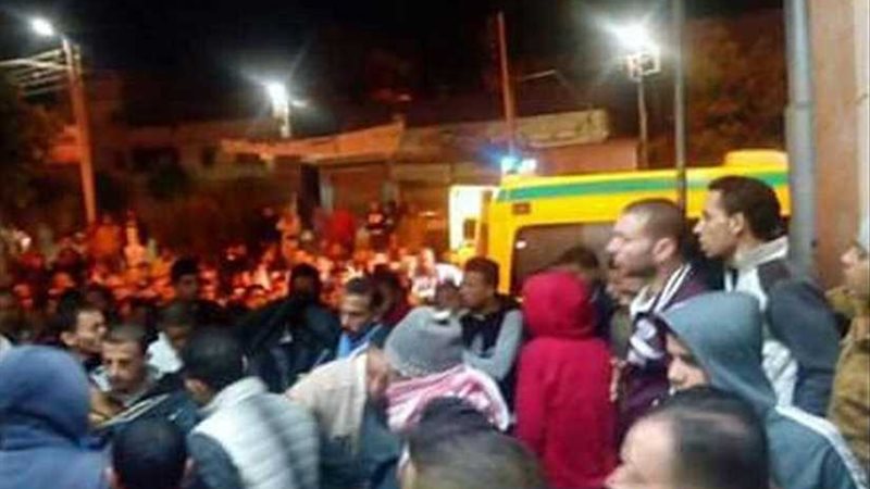 أهالي دمياط يشيعون