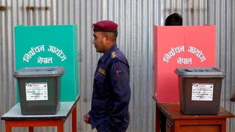 النيباليون يتوجهون