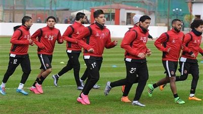 الأهلي يعسكر ببرج العرب استعدادا للمصري