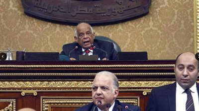 عبد العال: البرلمان يعد قانونًا لتعويض أسر الشهداء