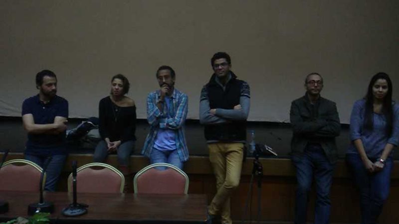 مخرج أخضر يابس: المقاومة