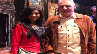 بالصور.. لمياء كرم برفقة محمود حميدة من كواليس 