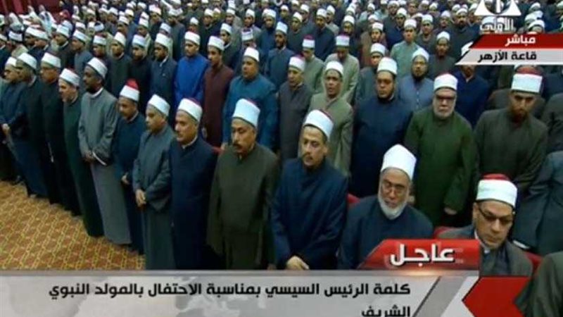 السيسي يطالب المشاركين