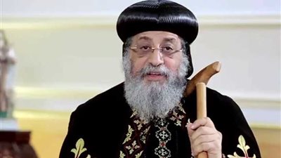 البابا تواضروس يتماثل للشفاء بعد جراحة بالعمود الفقري