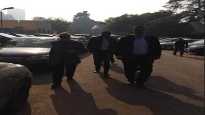 التقاط الصور مع 