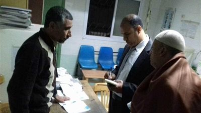 إحالة 18 من العاملين بمستشفيات أسيوط للتحقيق