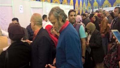 فاروق الفيشاوي: «انزل انتخب يا أهلاوي يا عظيم.. صوتك قوة»