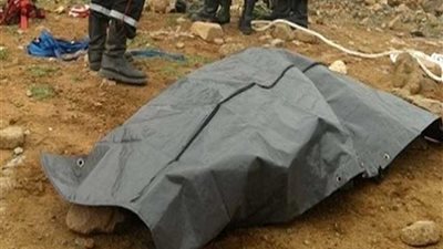 وفاة شاب دهسه قطار بمزلقان المنصورة بمدينة المنيا